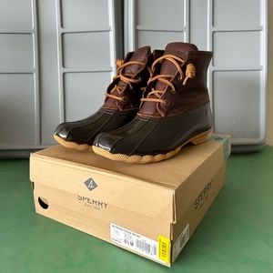 LIKE NEW 6.5 Sperry Duck Boots